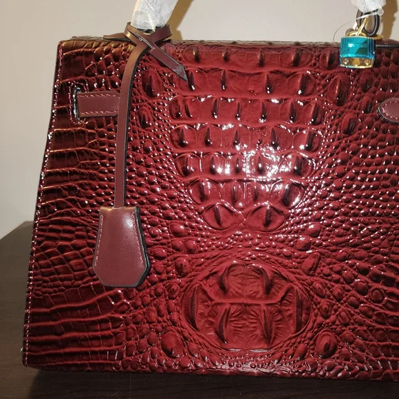 🚨💥Elegant Burgundy💥🚨 Crocodile-Embossed Fashion Handbag - Picture 4 of 6